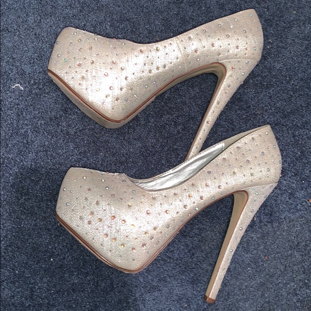 Silver Rhinestone heels - Picture 2 of 6